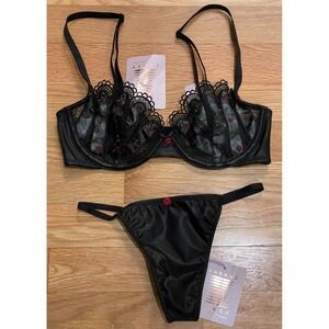 Savage X Fenty Size XS/30C Renaissance‎ Rose Demi Bra & Thong Set Black Lace New